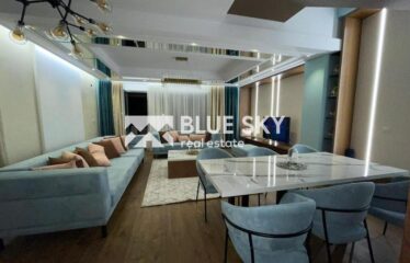 Vilë në Natyrën e Mrekullueshme të Kompleksit Vala Mar, Gjiri i Lalzit