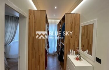 Stili dhe Klasi: Vilë Ekskluzive në Kompleksin Lura 1